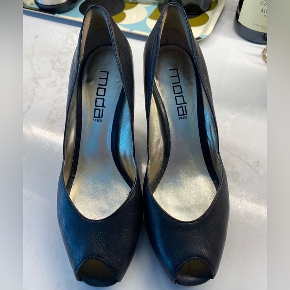 Moda Spana Wedge Sandals | Black Leather Open Toe | 3.75” Wedge | Size 7.5 - Picture 1 of 3